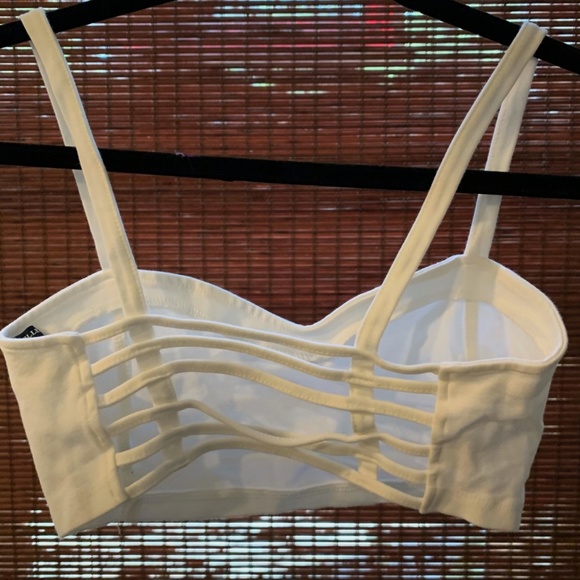 Brandy Melville caged bralette white NWOT sz Small - Picture 3 of 6